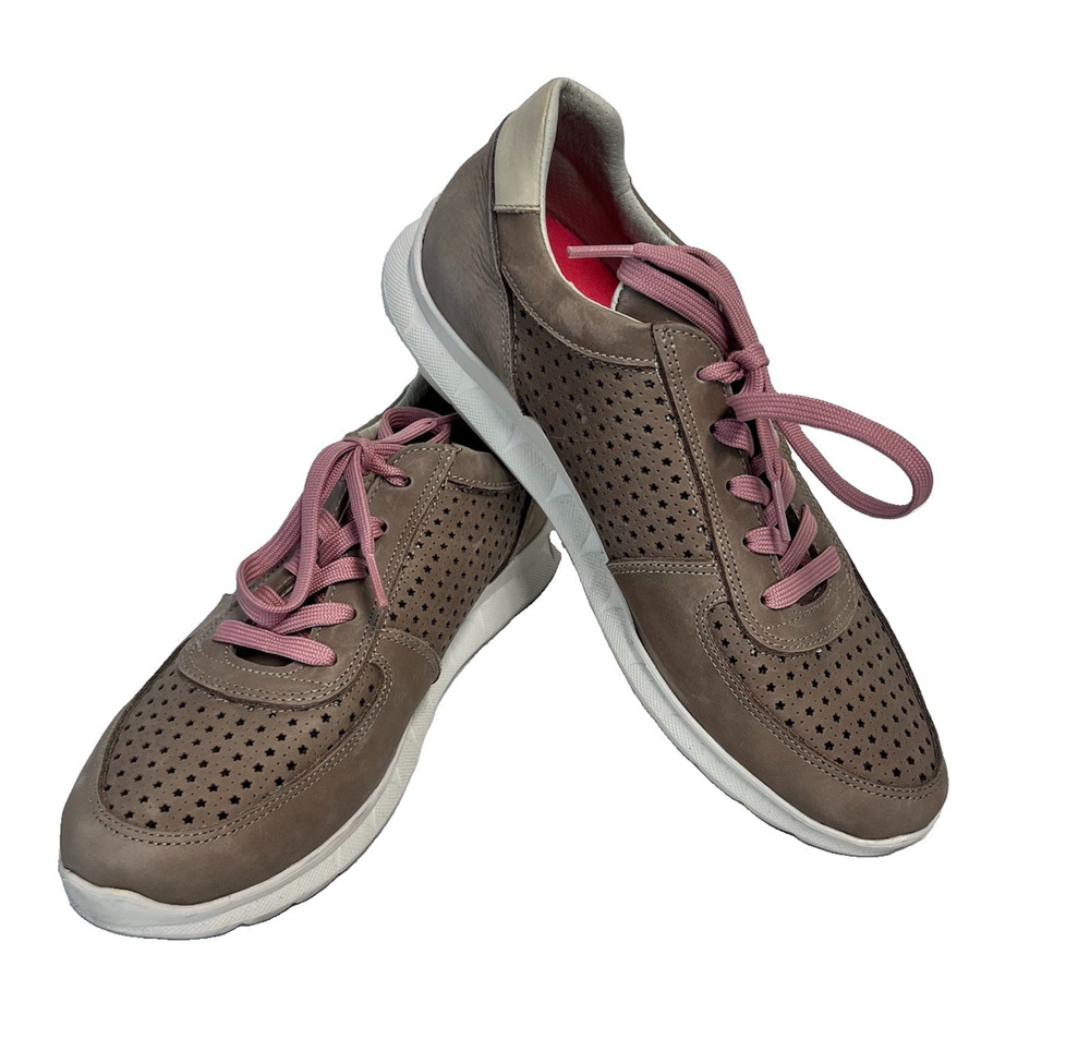 On Foot Your Way Sneakers Shoes size 41 Brown Suede Pink Support Comfort Fashion